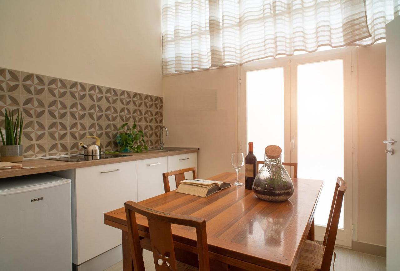 Corte Nicolaiana Apartments By Wonderful Italy 바리 외부 사진