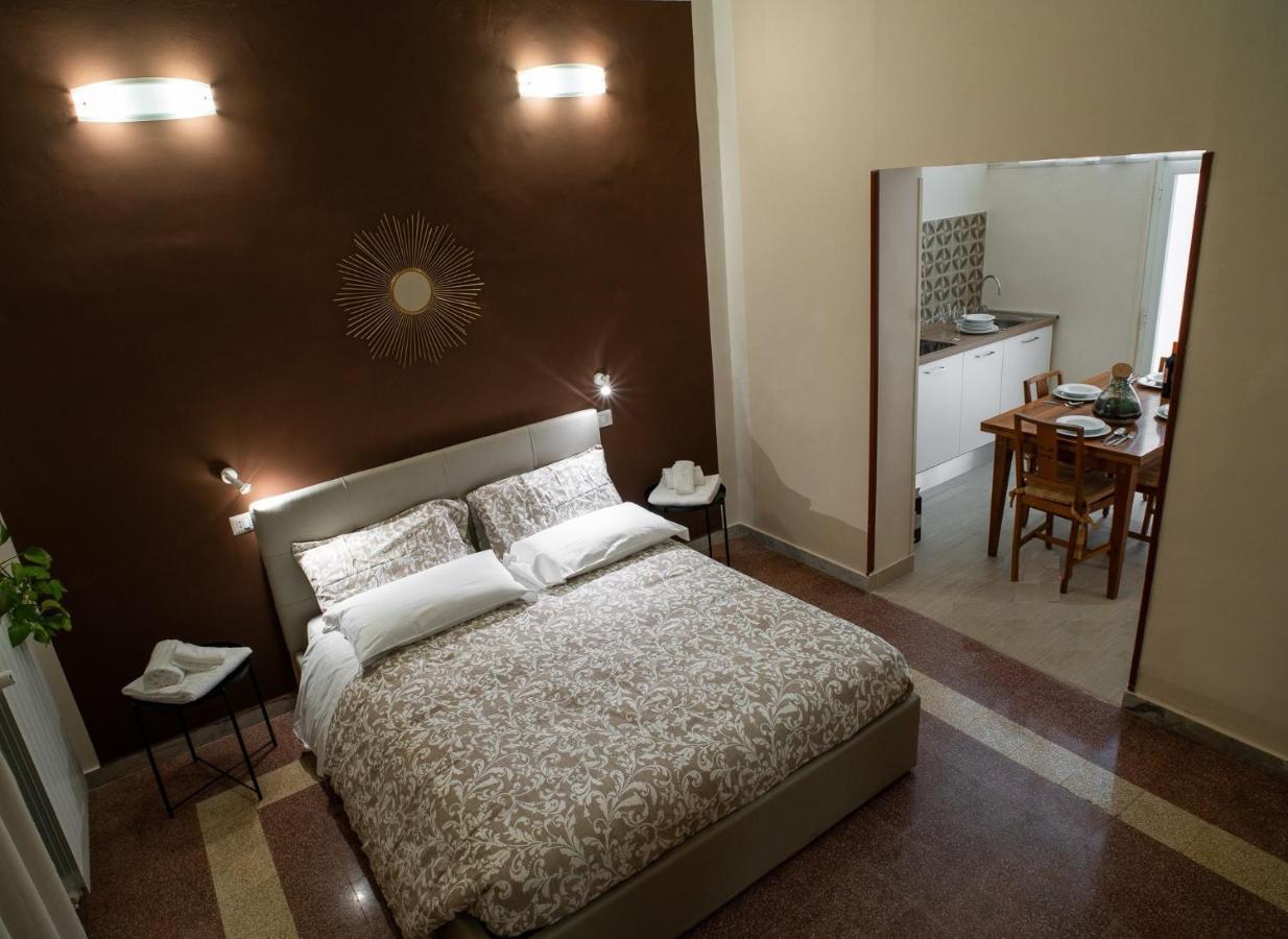 Corte Nicolaiana Apartments By Wonderful Italy 바리 외부 사진