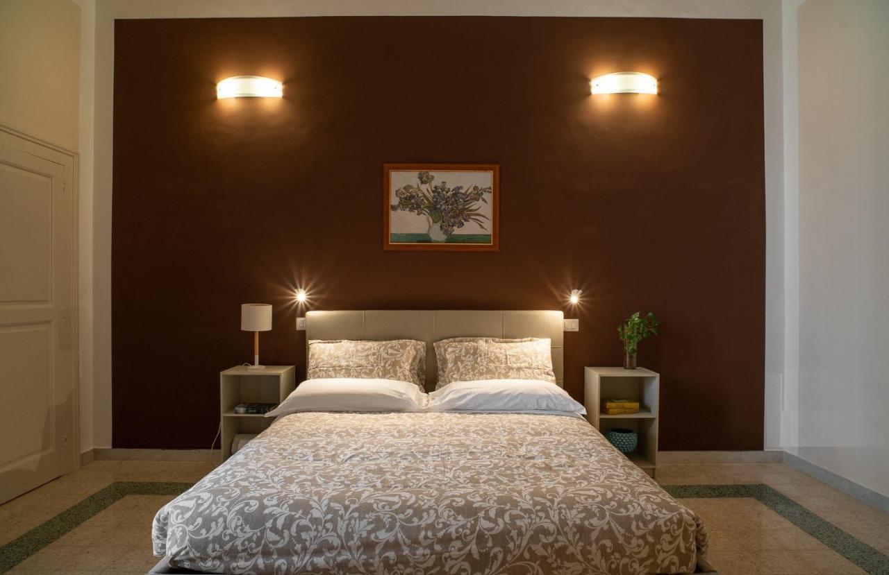 Corte Nicolaiana Apartments By Wonderful Italy 바리 외부 사진
